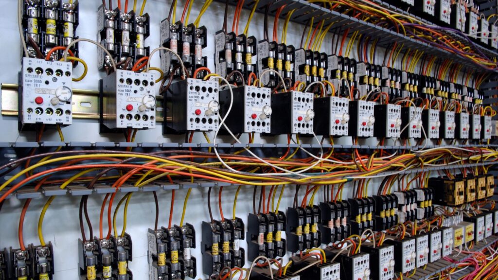 Ottawa industrial electrical wiring experts